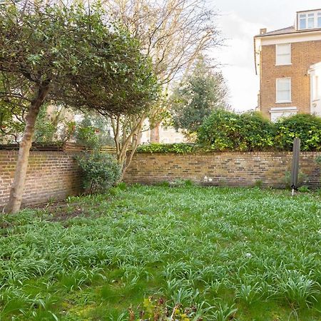 The Chelsea Arms - Bright 3Bdr With Garden & Private Parking Apartment London Exterior photo