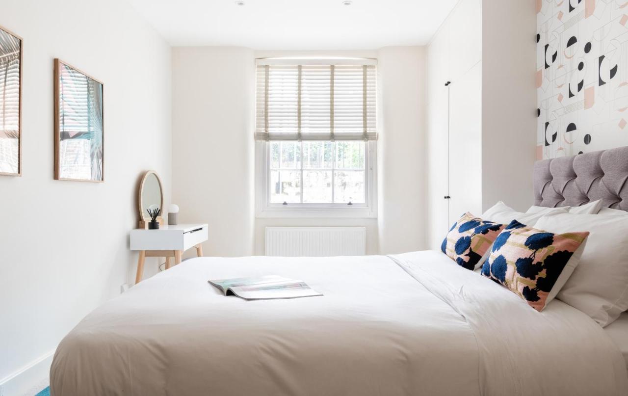 The Chelsea Arms - Bright 3Bdr With Garden & Private Parking Apartment London Exterior photo