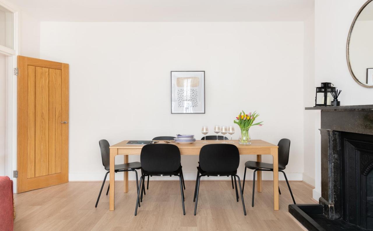 The Chelsea Arms - Bright 3Bdr With Garden & Private Parking Apartment London Exterior photo